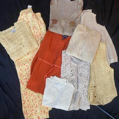 Vintage Lightweightght Sweaters & Vests With Floral Pants