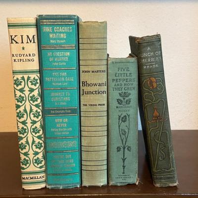 Hues Of Green: Rudyard Kipling, Meade, Margaret Sidney Vintage Books