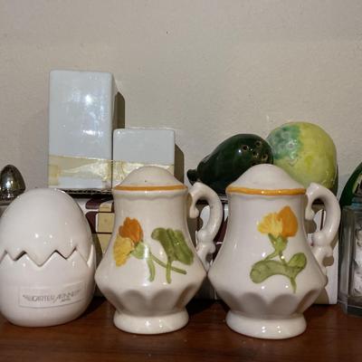 Vintage Salt And Pepper Shakers: Metlox, Carter Arnn And Others