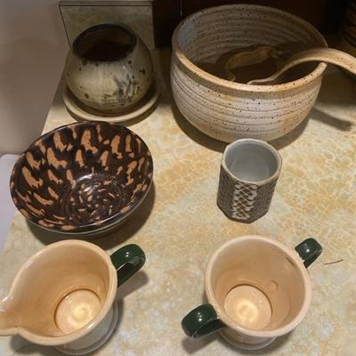 Ceramic Pot With Ladle With Ceramic Pots And Poppytrail Cups