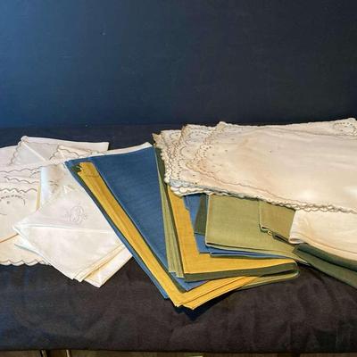 Variety Of Vintage Linen Place Mats