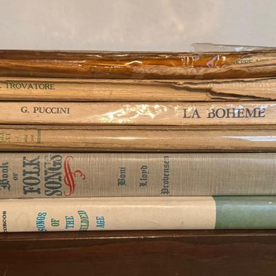 Puccini, Verdi And Other Opera And Sheet Music