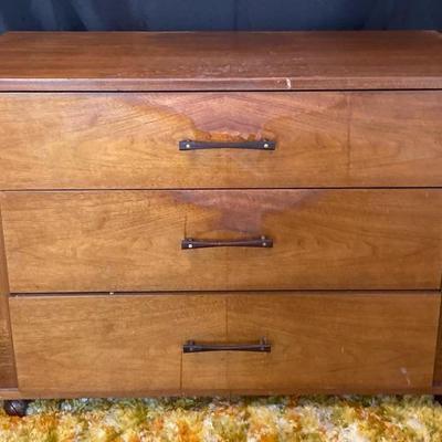 Kroehler Custom Crafted Rolling Mid Century Modern Dresser