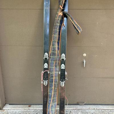 Vintage Alpine Skis With Cable Bindings And Ski Carrier