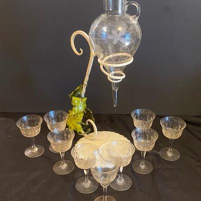 Wine Decanter And Aerator With 8 Small Glasses And 1 Larger Glass