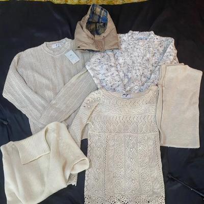 Beige Themed Ladies Casual Sweaters 