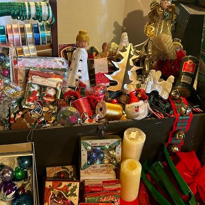 True Vintage Christmas 