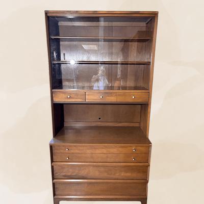 “Birchcraft by Baumritter” Mid-Century Two Piece Chestnut Hutch 