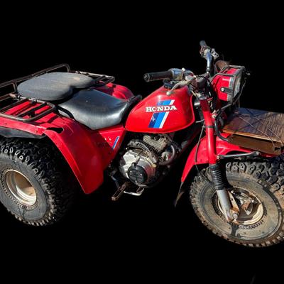 Honda 1984 ATC 200ES Big Red 
