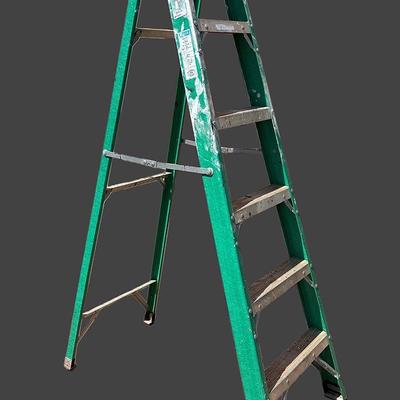 “Yellowstone” Type II Fiberglass Ladder