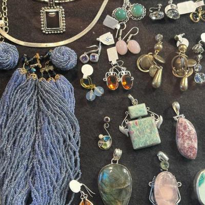 Sale Photo Thumbnail #57