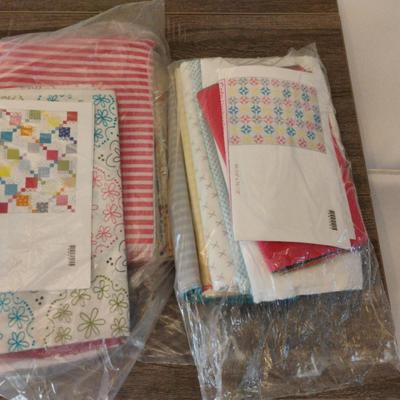 New - Box A Lot And Cafe Umbrellas Quilt Kits