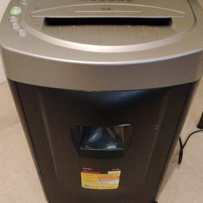 Royal MC 14 MX 14 Sheet Micro Paper Shredder 