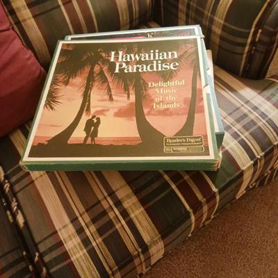 Sale Photo Thumbnail #70