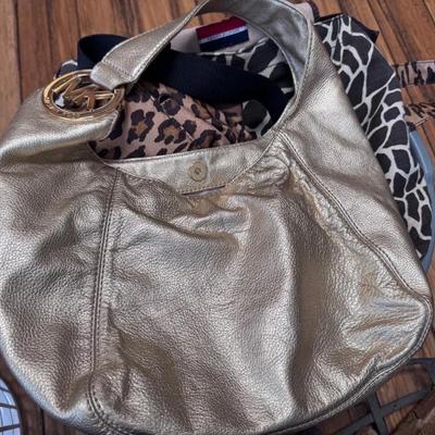 Sale Photo Thumbnail #561