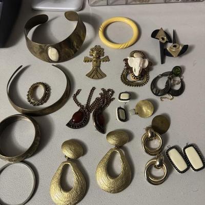 Sale Photo Thumbnail #231