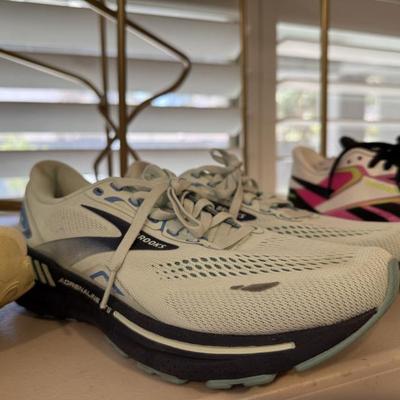 Sale Photo Thumbnail #178