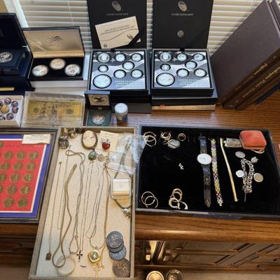 Sale Photo Thumbnail #106