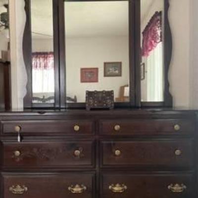 Sale Photo Thumbnail #27