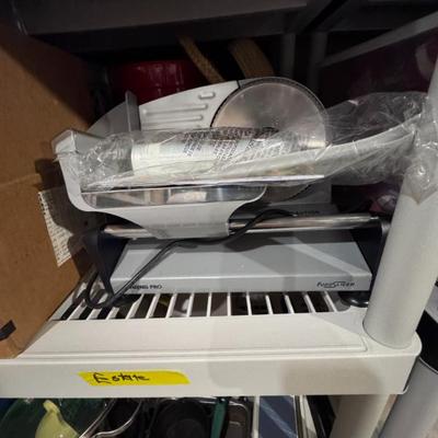 Sale Photo Thumbnail #41: Slicer