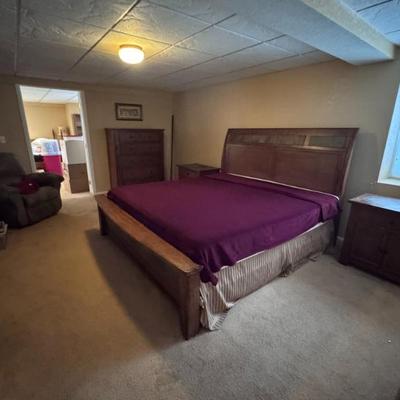 Sale Photo Thumbnail #34: Bedroom Set