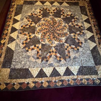 Sale Photo Thumbnail #38: Handmade Quilt