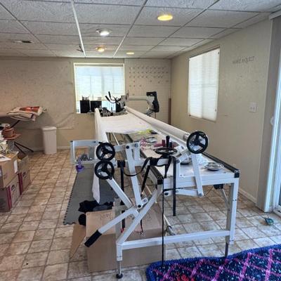 A-1 Longarm Elite Quilting Machine! Model: 923