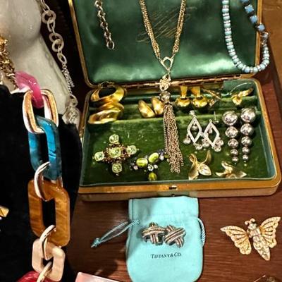 Sale Photo Thumbnail #129
