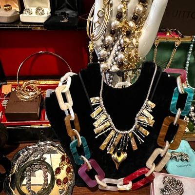 Sale Photo Thumbnail #131