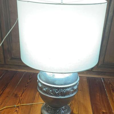 Decorative Cermaic Lamp with Embossed Base