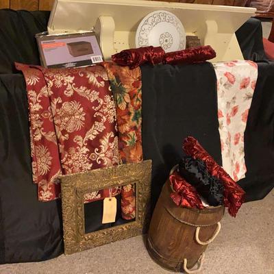 Home Decor & Fabric Bundle with Shelf, Tablecloths & Accessories