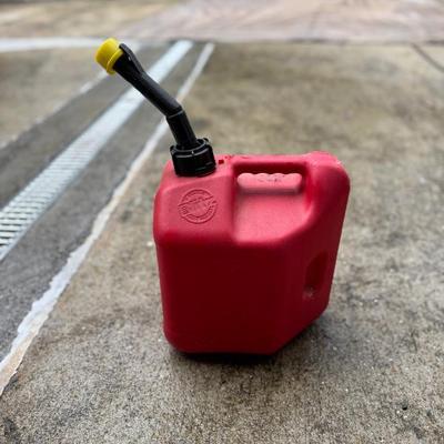 Gas can 2 gallons