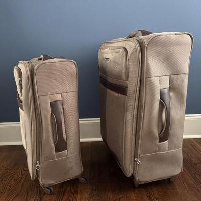 Samsonite swivel suitcases large $40 and $30 fully functional good condition