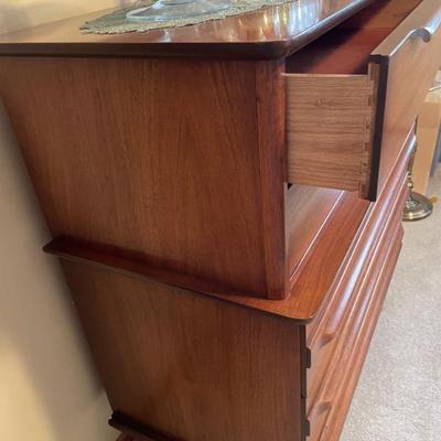 Sale Photo Thumbnail #266