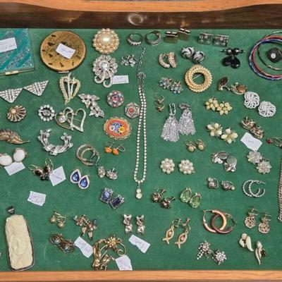 Sale Photo Thumbnail #322