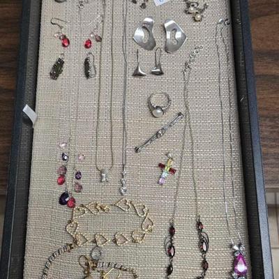 Sale Photo Thumbnail #519