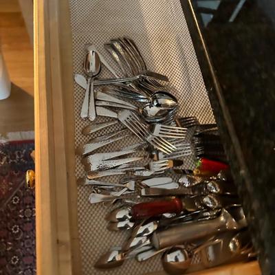 Sale Photo Thumbnail #115