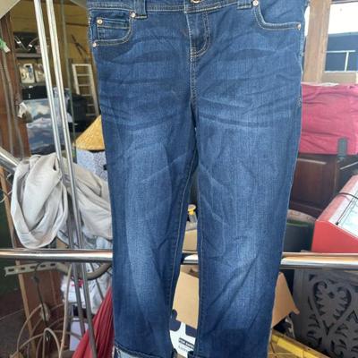 Sale Photo Thumbnail #844