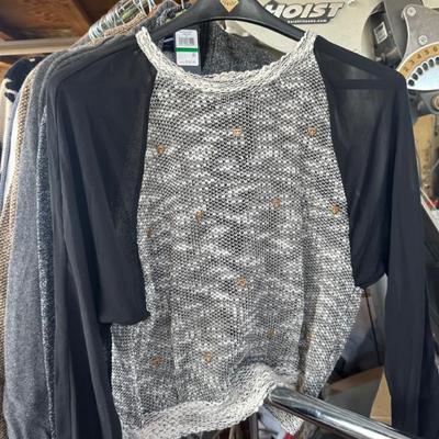 Sale Photo Thumbnail #949