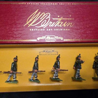 Britain's Toy Soldiers, The Cameronians (Scottis Rifles) 26th & 90th Foot #8963