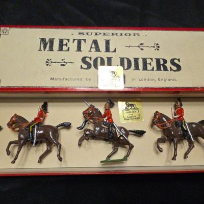 "Chelsea Toy Soldiers" Superior Metal Soldiers Inskilling Dragoons 5 Piece Calvary Set #308