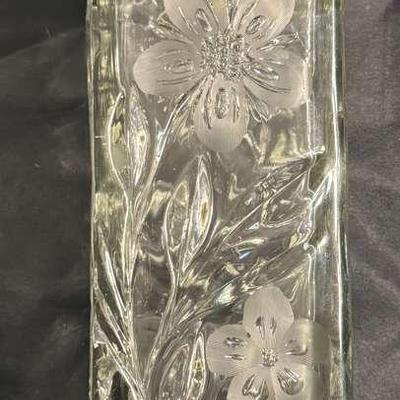 Antique 1920s Square Cut Crystal Handcrafted Floral Pattern Vase