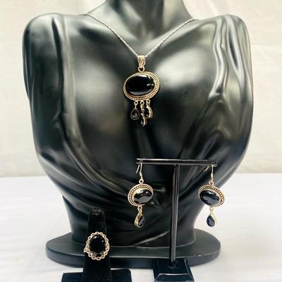 Onyx & Sterling Set
