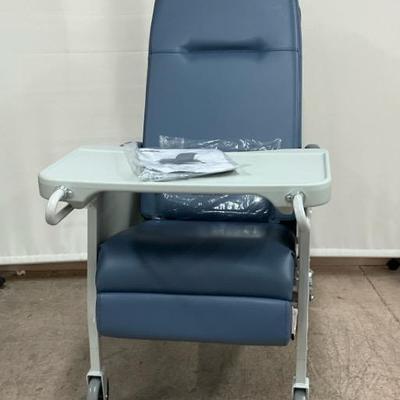 Lumex 3-Position Medical Recliner