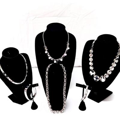 Lot of 6 pieces of Stainless Steel Jewelry