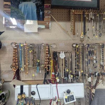 Sale Photo Thumbnail #376