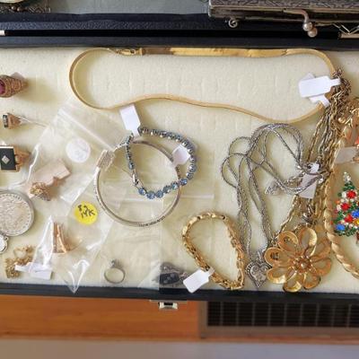 Sale Photo Thumbnail #55