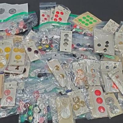 Bo335 vintage buttons 3