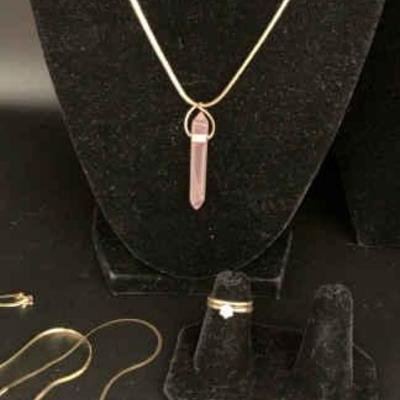 Bo453v 14 k diamond ring and rose quartz pendant
