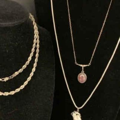 Bo450v silver chains and pendant necklace